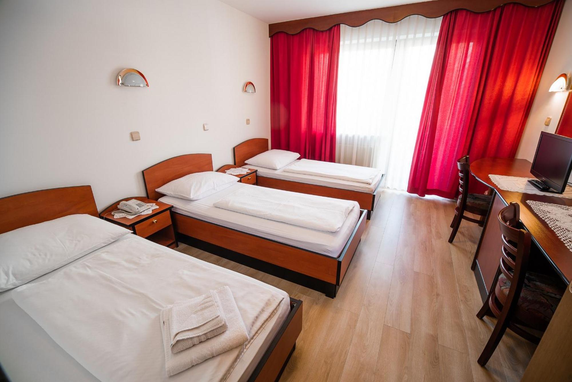 Guesthouse Leski Dvor Lesce  Quarto foto